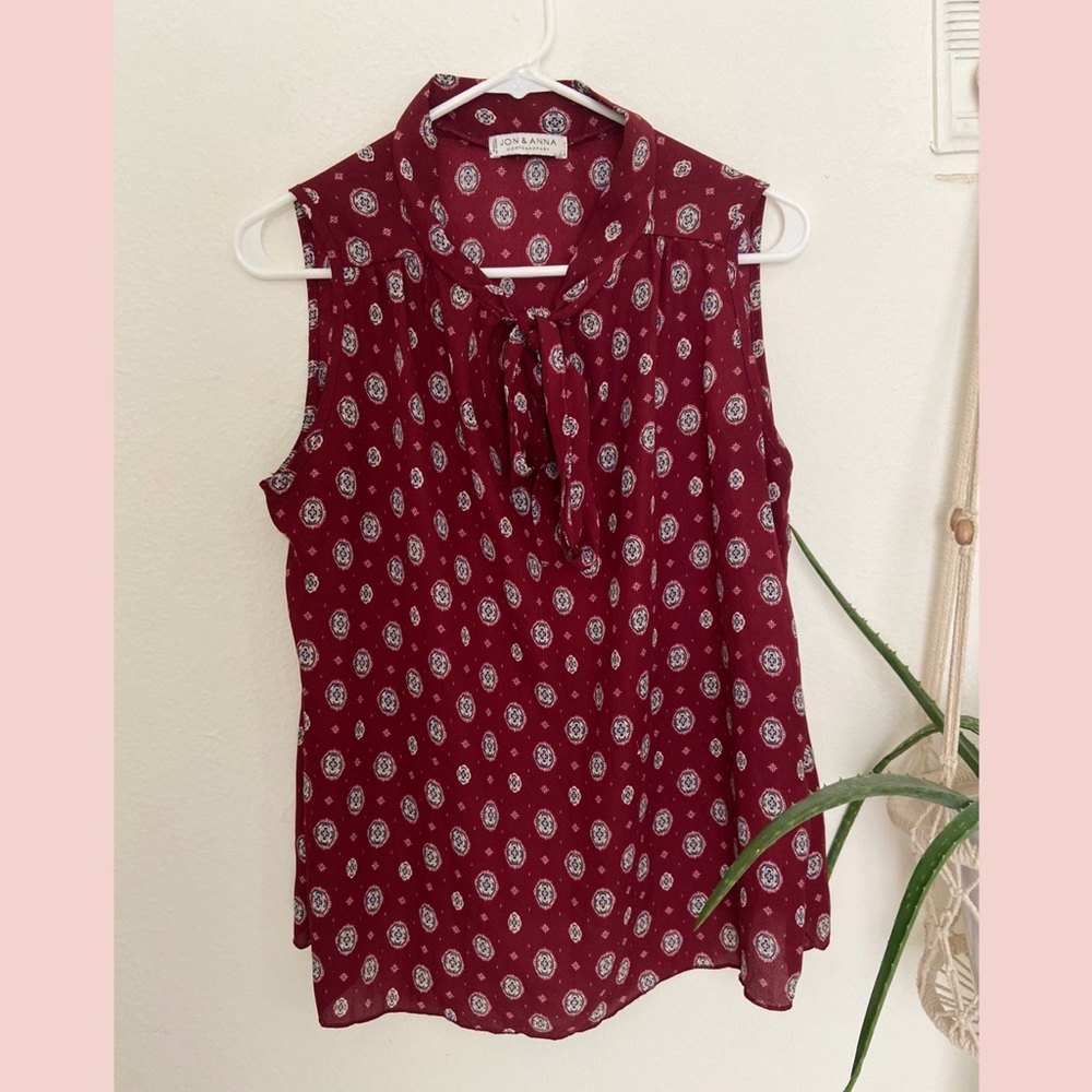 Printed Sleeveless Women’s Top